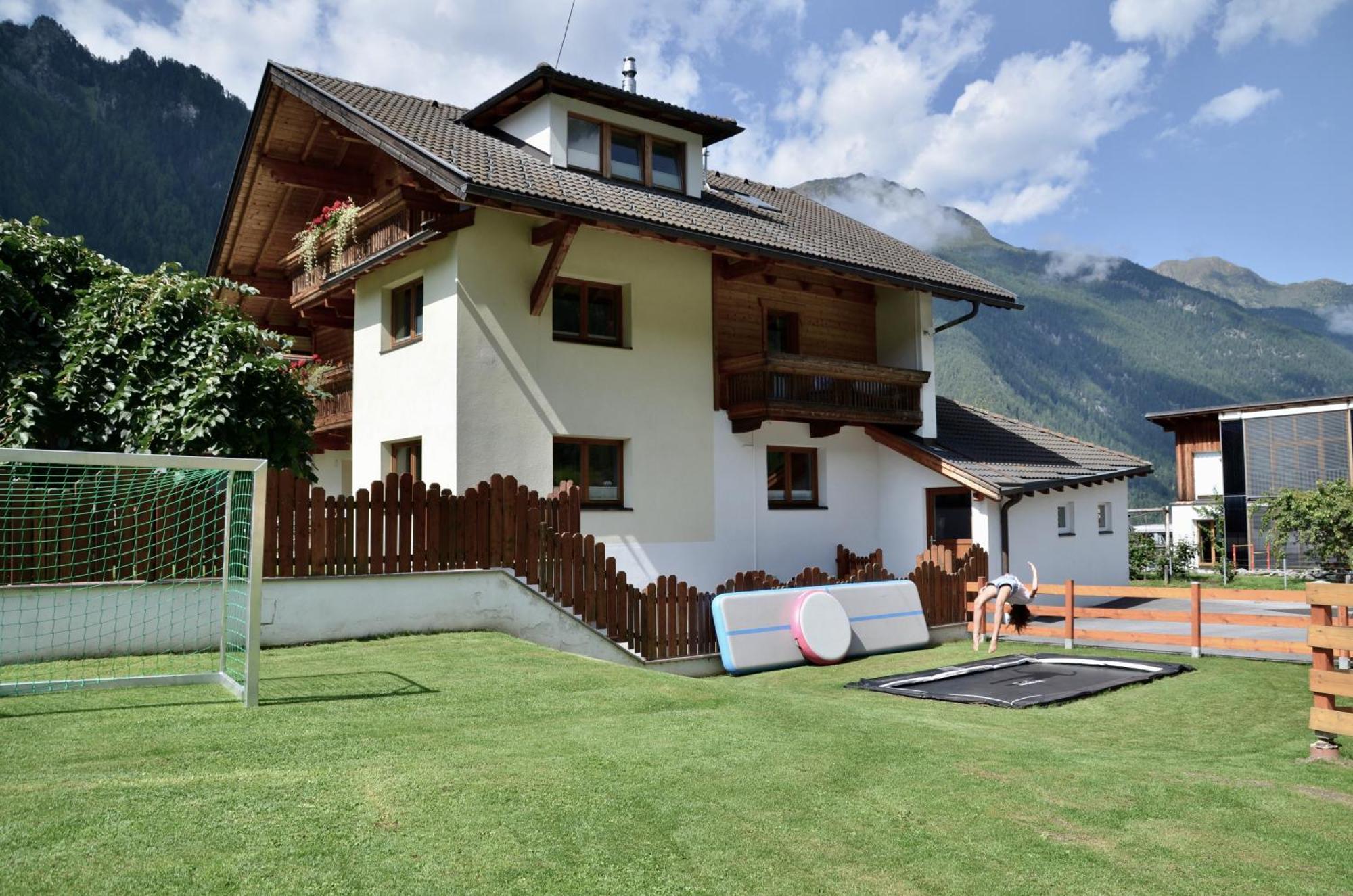Ferienhaus Tirol Im Oetztal Умхаузен Екстериор снимка
