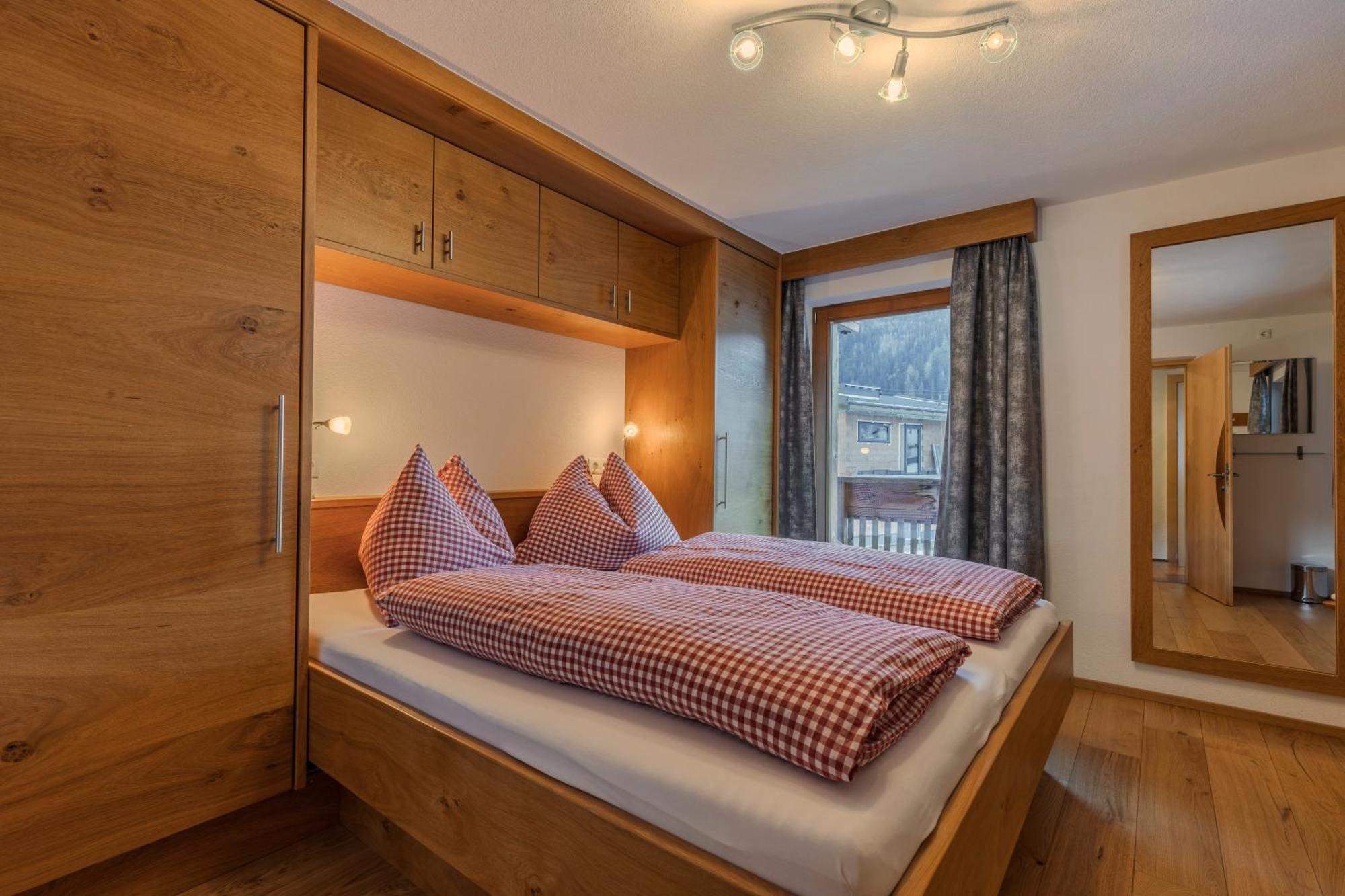 Ferienhaus Tirol Im Oetztal Умхаузен Екстериор снимка