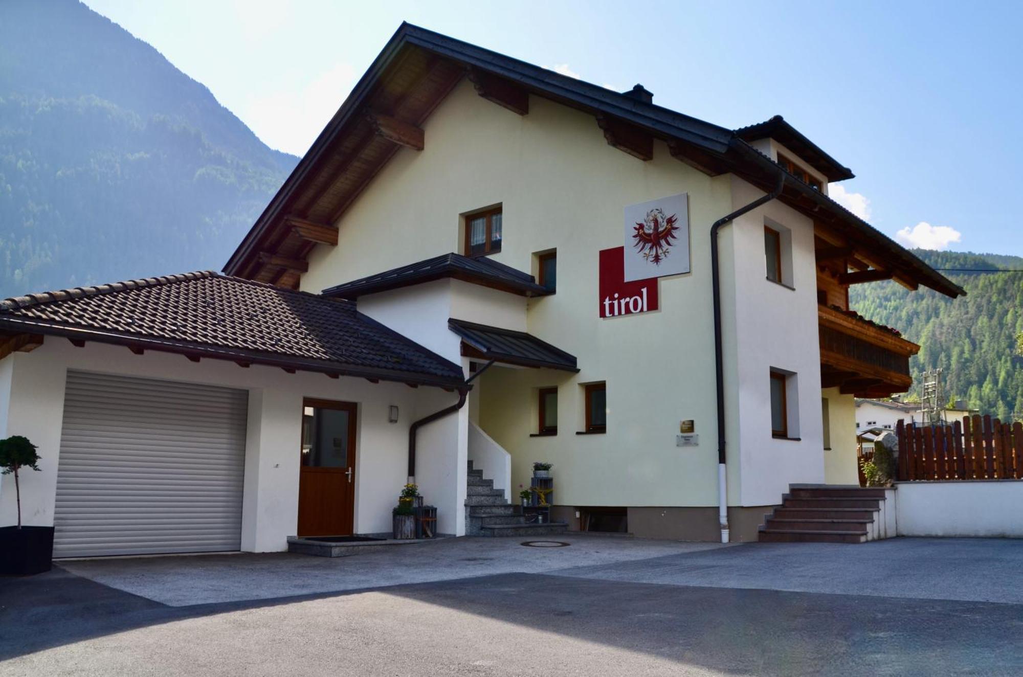 Ferienhaus Tirol Im Oetztal Умхаузен Екстериор снимка