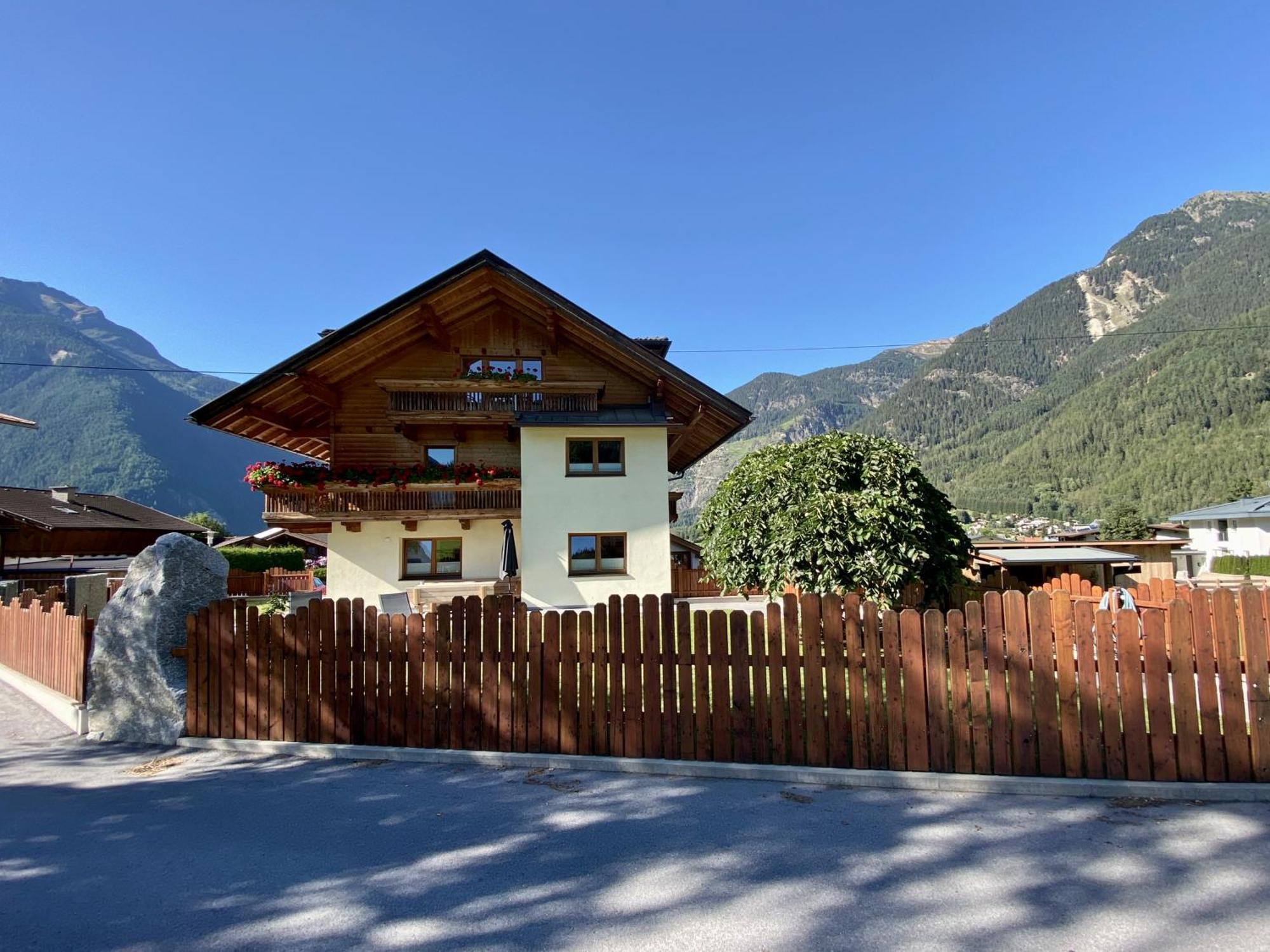 Ferienhaus Tirol Im Oetztal Умхаузен Екстериор снимка